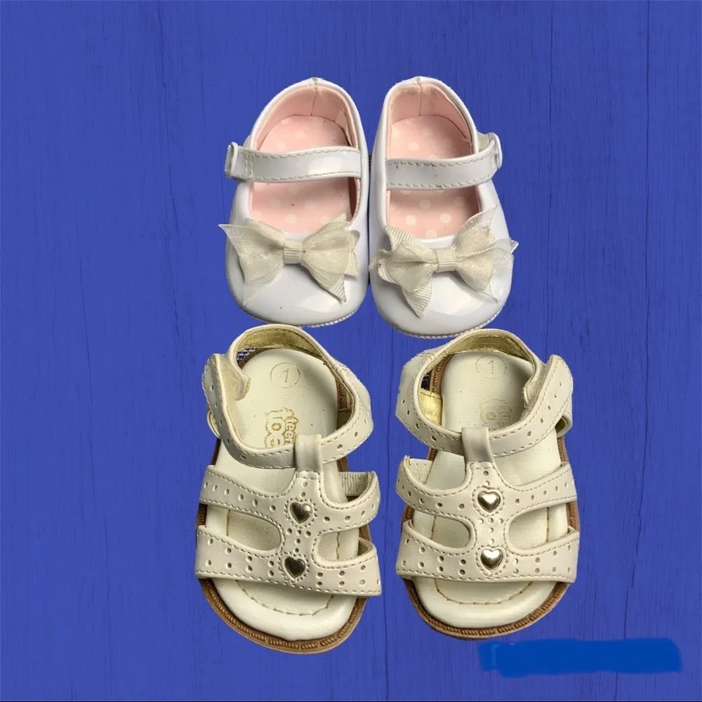 Teeny Toes Off-White Sandals & White Dress Shoes Inf Girl 1